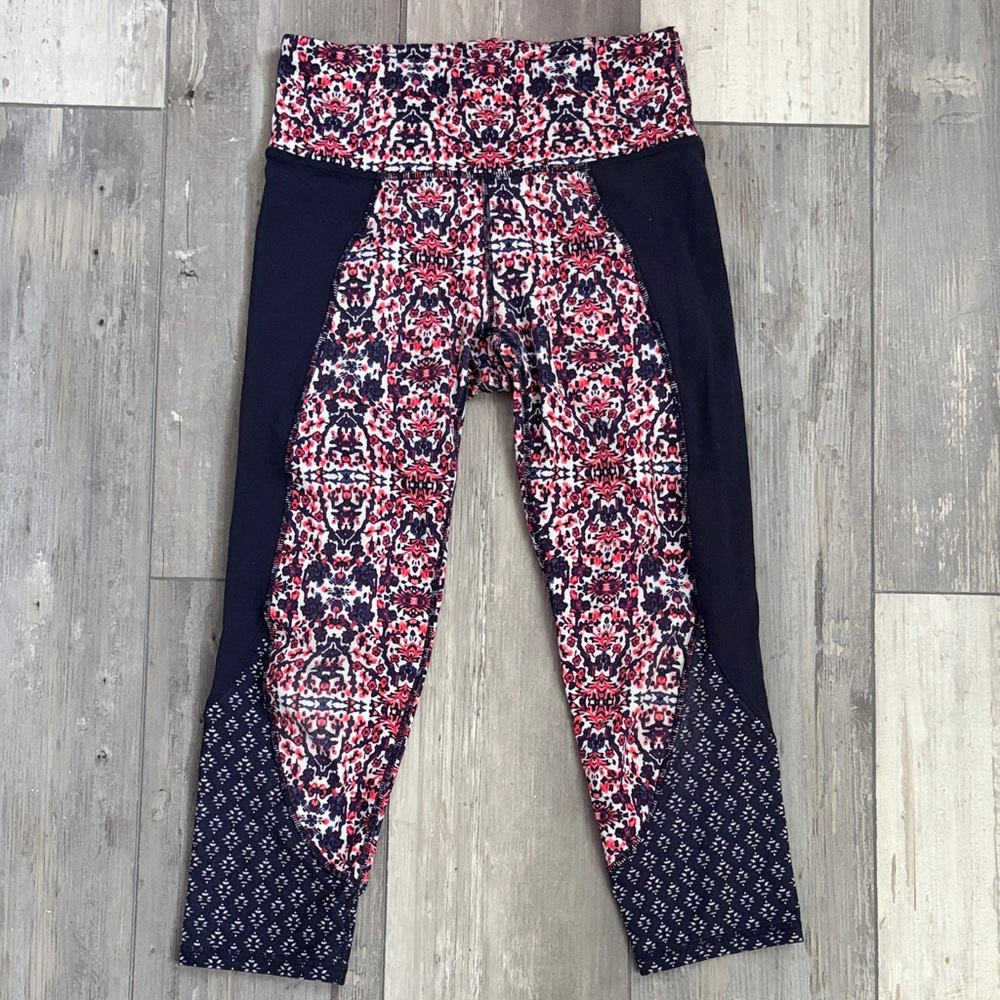 Womens Patterned Leggings